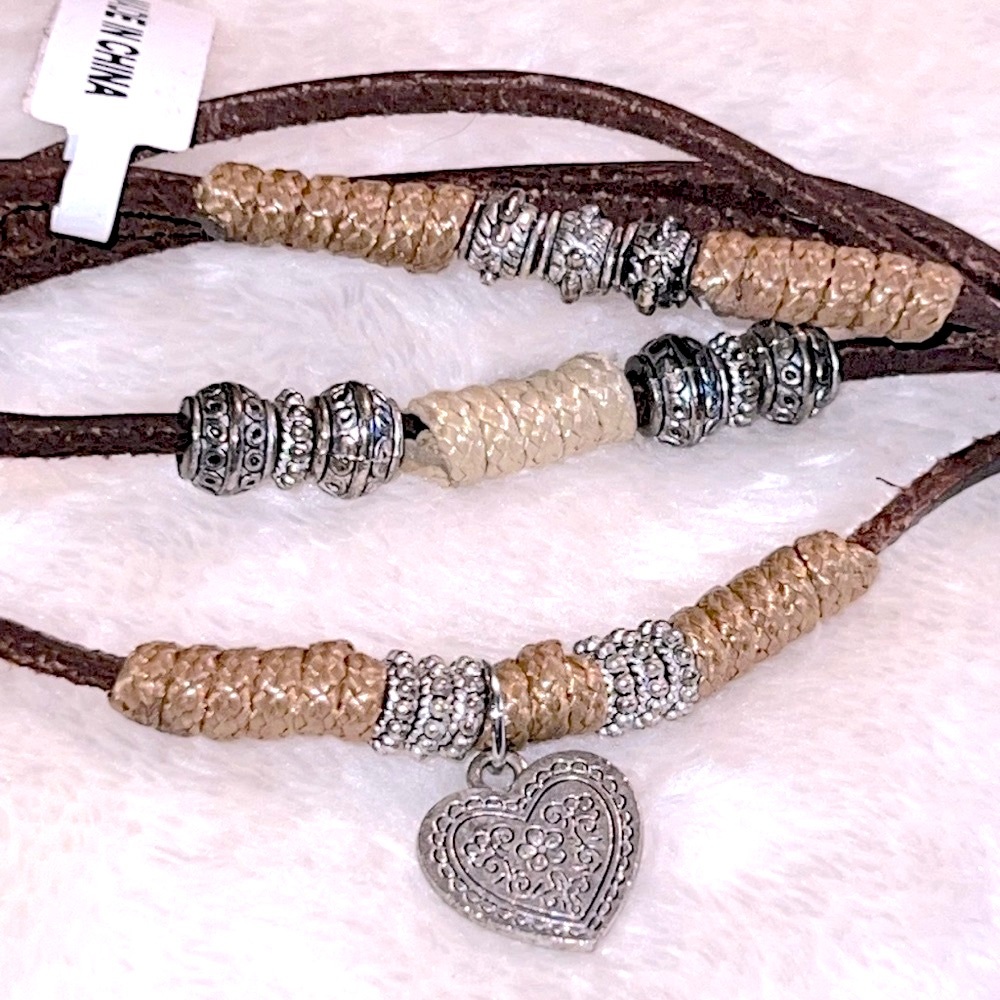 8.5”🩶 BROWN LEATHER MULTI-STRAND BRACELET w/SILVER MAGNETIC CLOSURE HEART CHARM - Picture 5 of 7